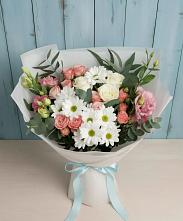 Букет цветов из:  Розы, Лизиантусы и Хризантемы #REPLACE_PRED# Коряжме