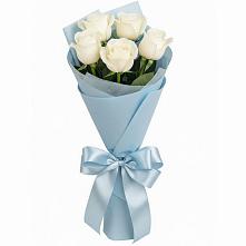 Букет 5 Белых роз Проуд в Коряжме