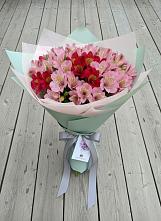 Букет цветов из:  Альстромерии #REPLACE_PRED# Коряжме