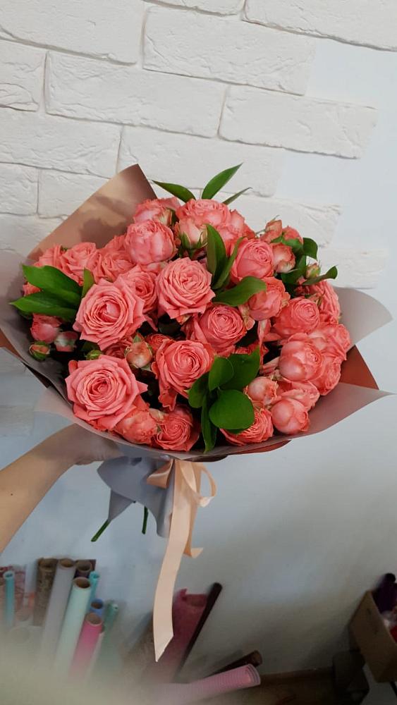 Букет цветов из: Розы в Коряжме