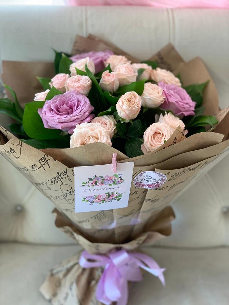 Букет цветов из: Розы в Коряжме