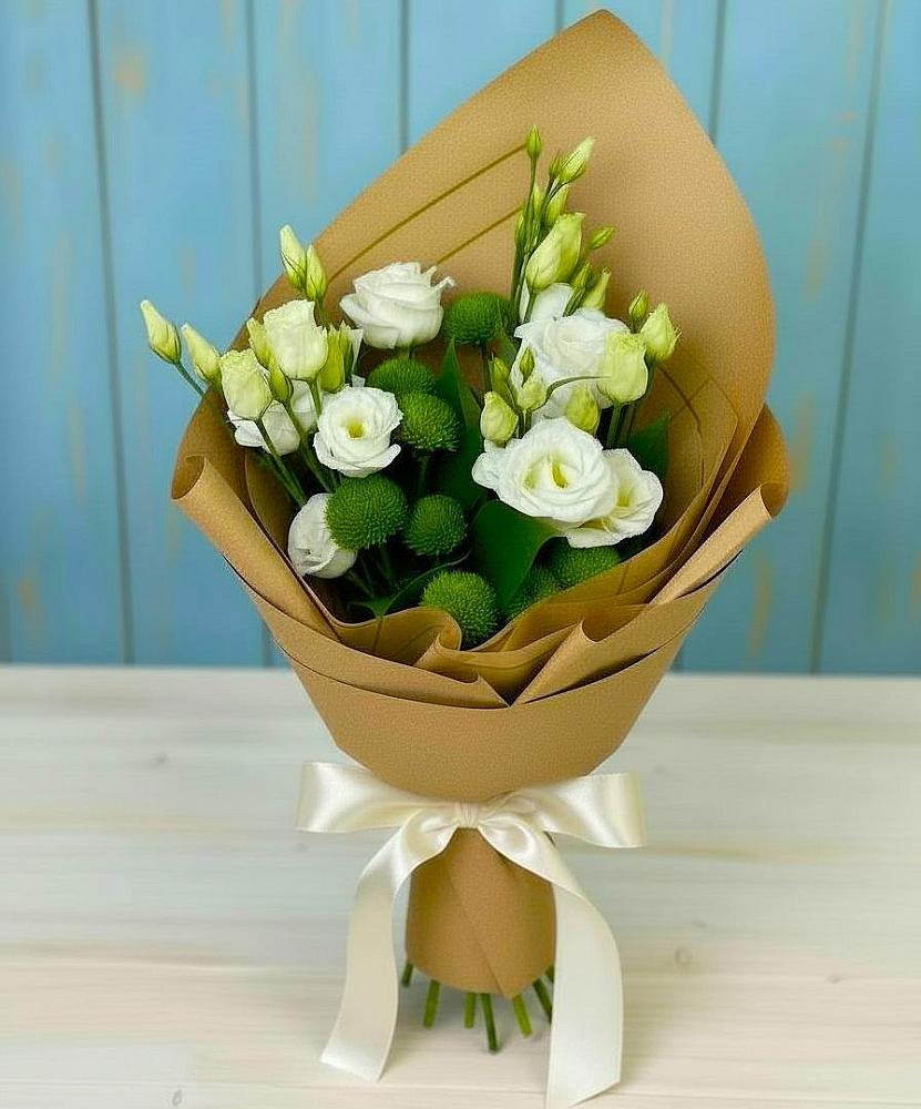 Букет цветов из: Хризантемы и Лизиантусы в Коряжме