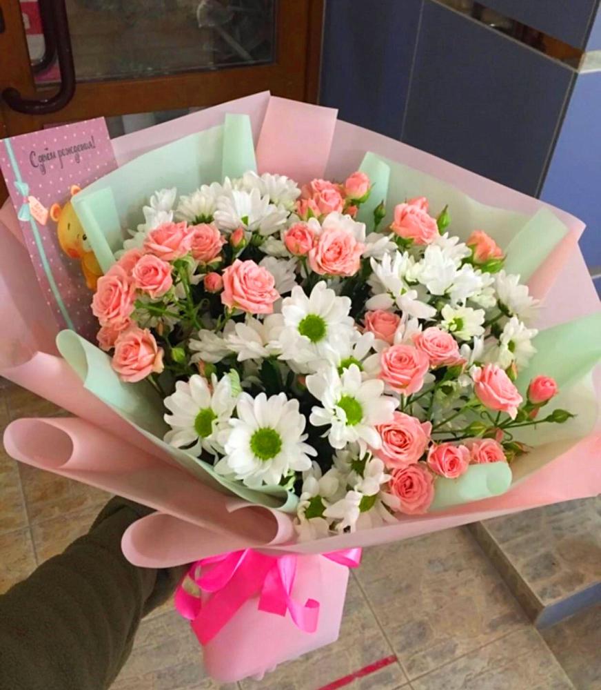 Букет цветов из: Розы и Хризантемы в Коряжме