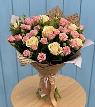 Букет цветов из:  Розы в Коряжме