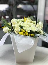 Цветочная композиция из Розы  в Коряжме