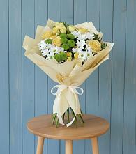 Букет цветов из:  Хризантемы и Розы в Коряжме