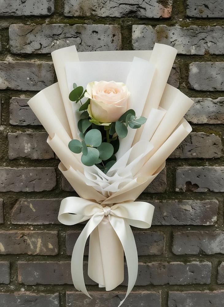 Букет цветов из: Розы в Коряжме