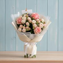 Букет цветов из:  Розы в Коряжме