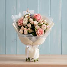 Букет цветов из:  Розы в Коряжме