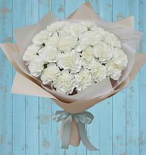 Букет цветов из:  Гвоздики в Коряжме