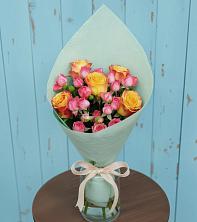 Букет цветов из:  Розы в Коряжме