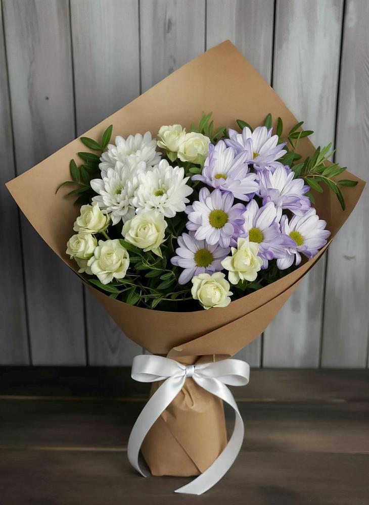 Букет цветов из: Хризантемы и Розы в Коряжме