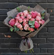Букет цветов из:  Розы в Коряжме